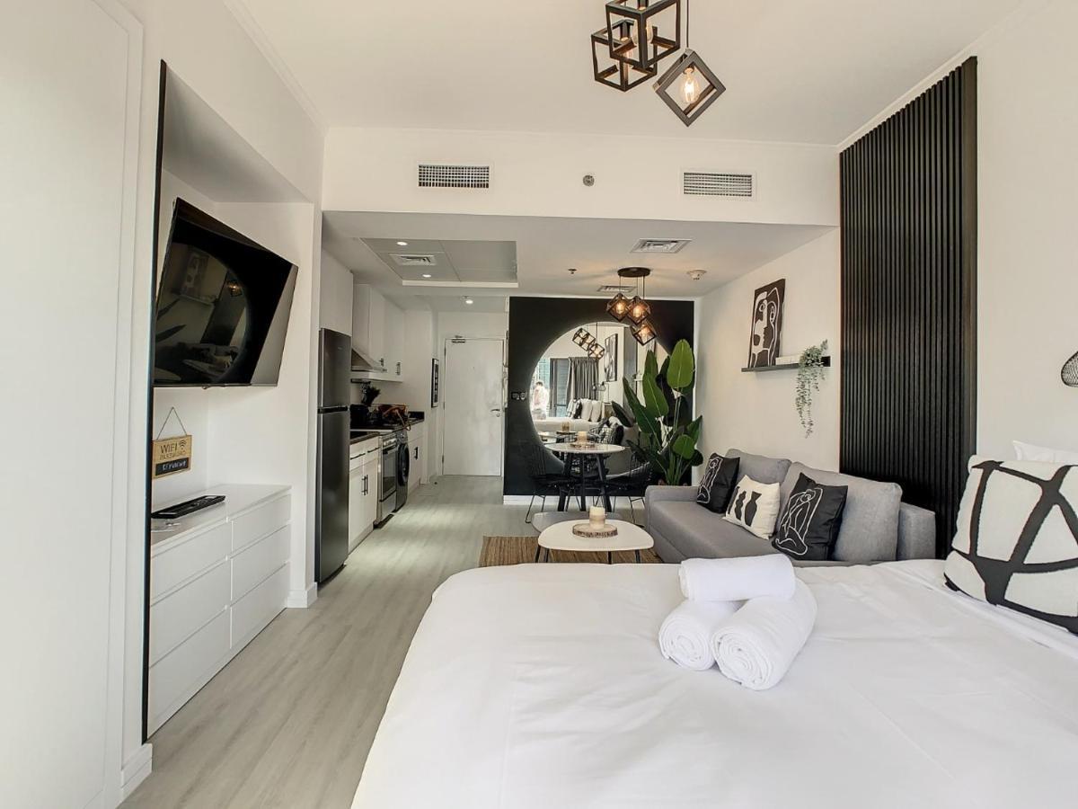 דובאי Luxury Modern Studio In Jlt With Amazing View & Rooftop Pool - Sleeps 3 מראה חיצוני תמונה