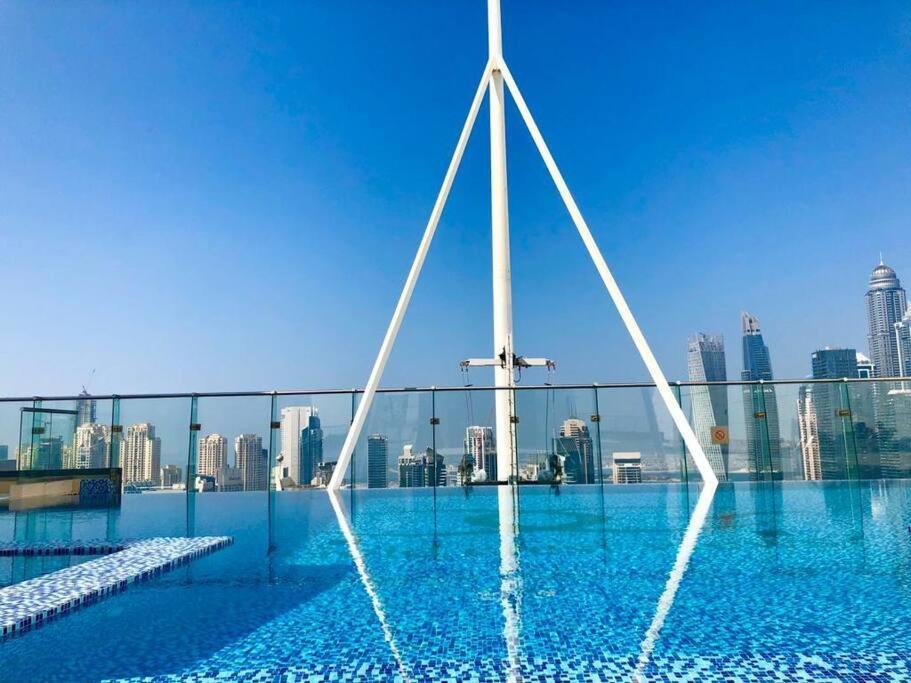 דובאי Luxury Modern Studio In Jlt With Amazing View & Rooftop Pool - Sleeps 3 מראה חיצוני תמונה